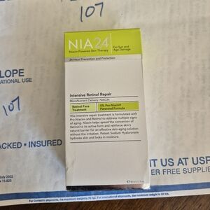 Nia 24 intense retinol repair